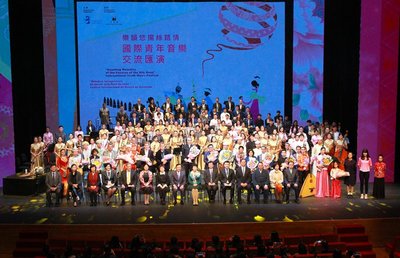 光影交融 跨文化視覺藝術(shù)交流活動(dòng)策劃方案